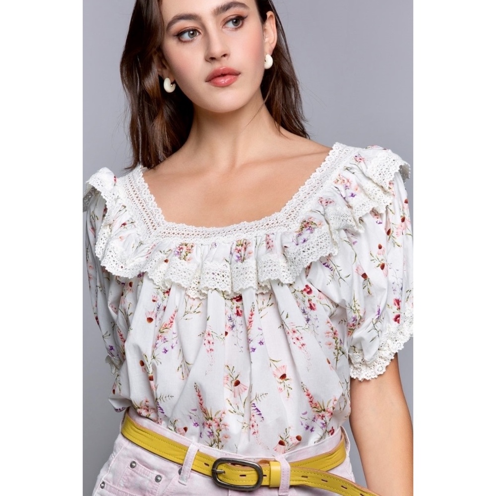 POL Ivory Floral Square Neck Puff Sleeve Top with Ruffles